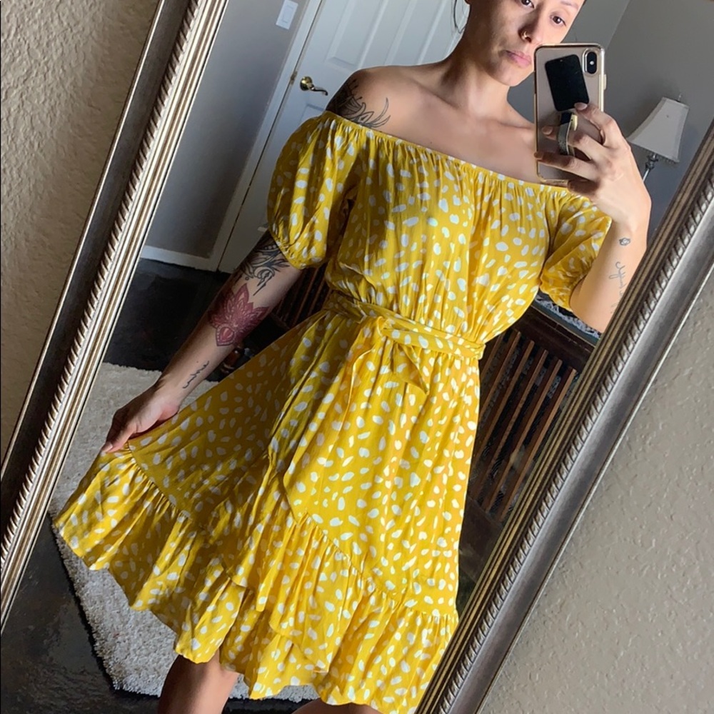Yellow summer midi